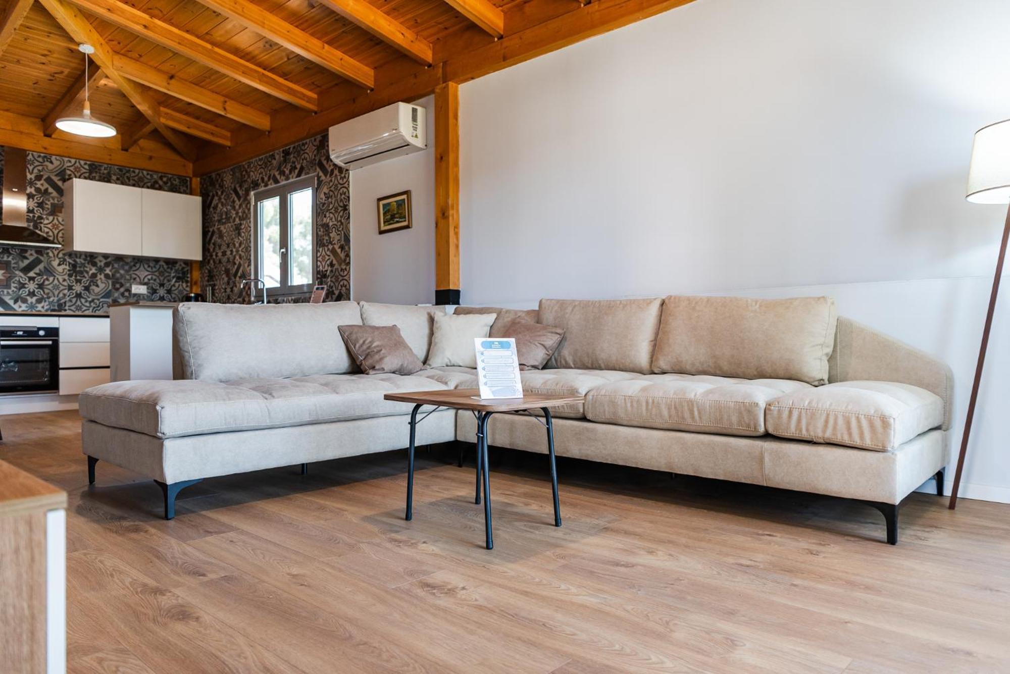 גולם Beni'S Villa Apartments By Ps מראה חיצוני תמונה