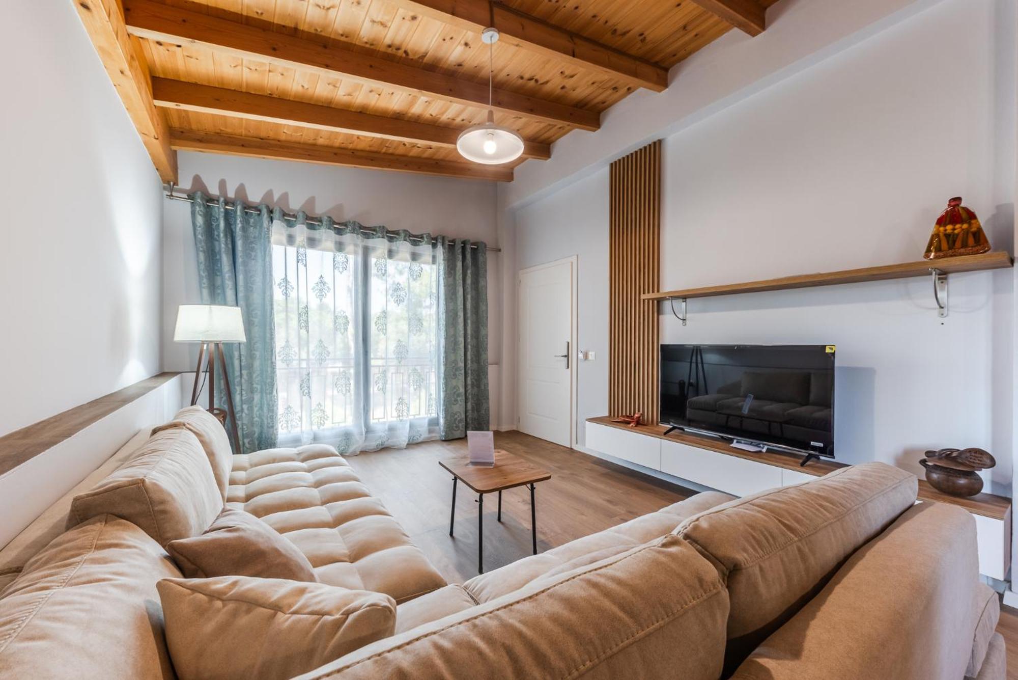 גולם Beni'S Villa Apartments By Ps מראה חיצוני תמונה