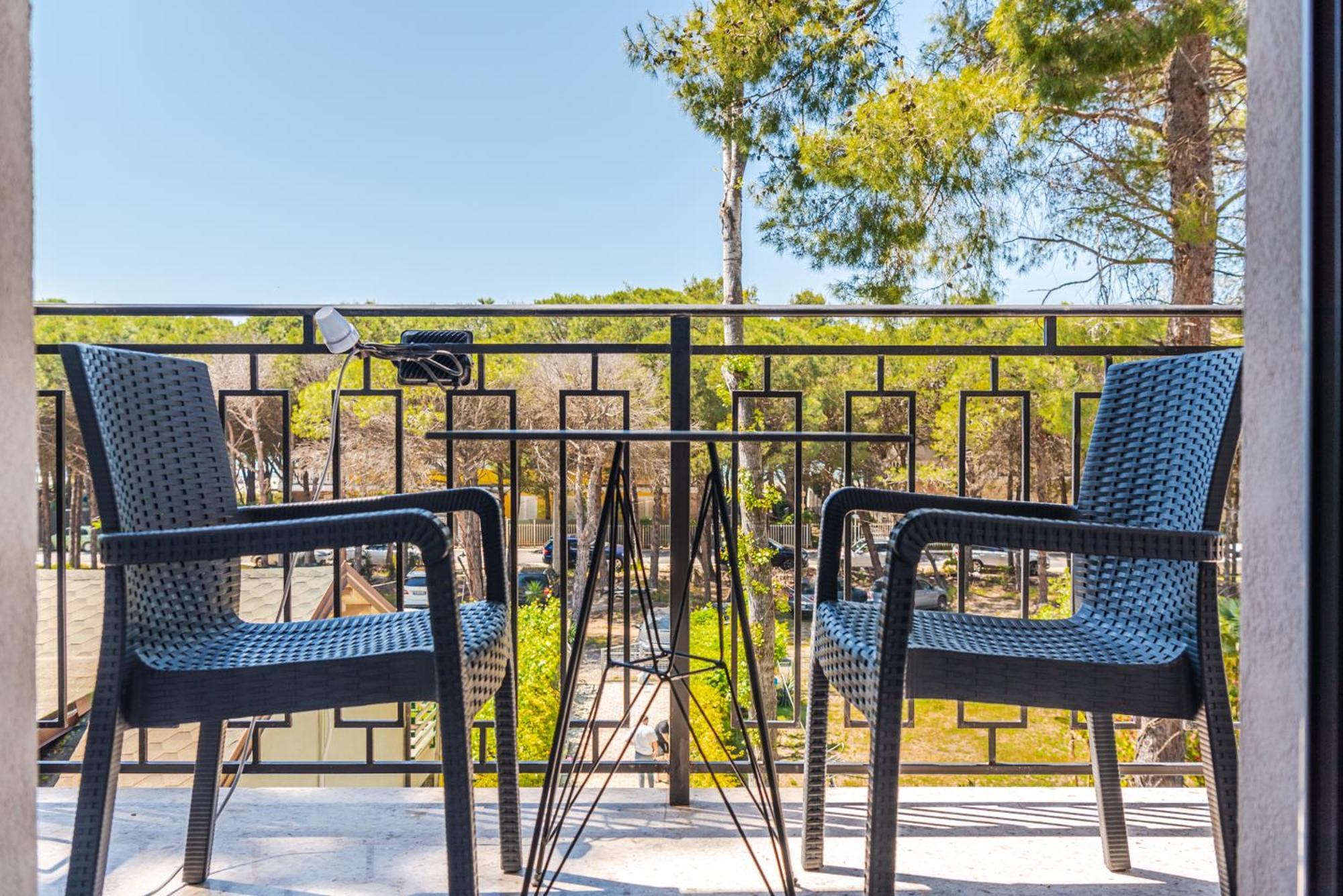 גולם Beni'S Villa Apartments By Ps מראה חיצוני תמונה