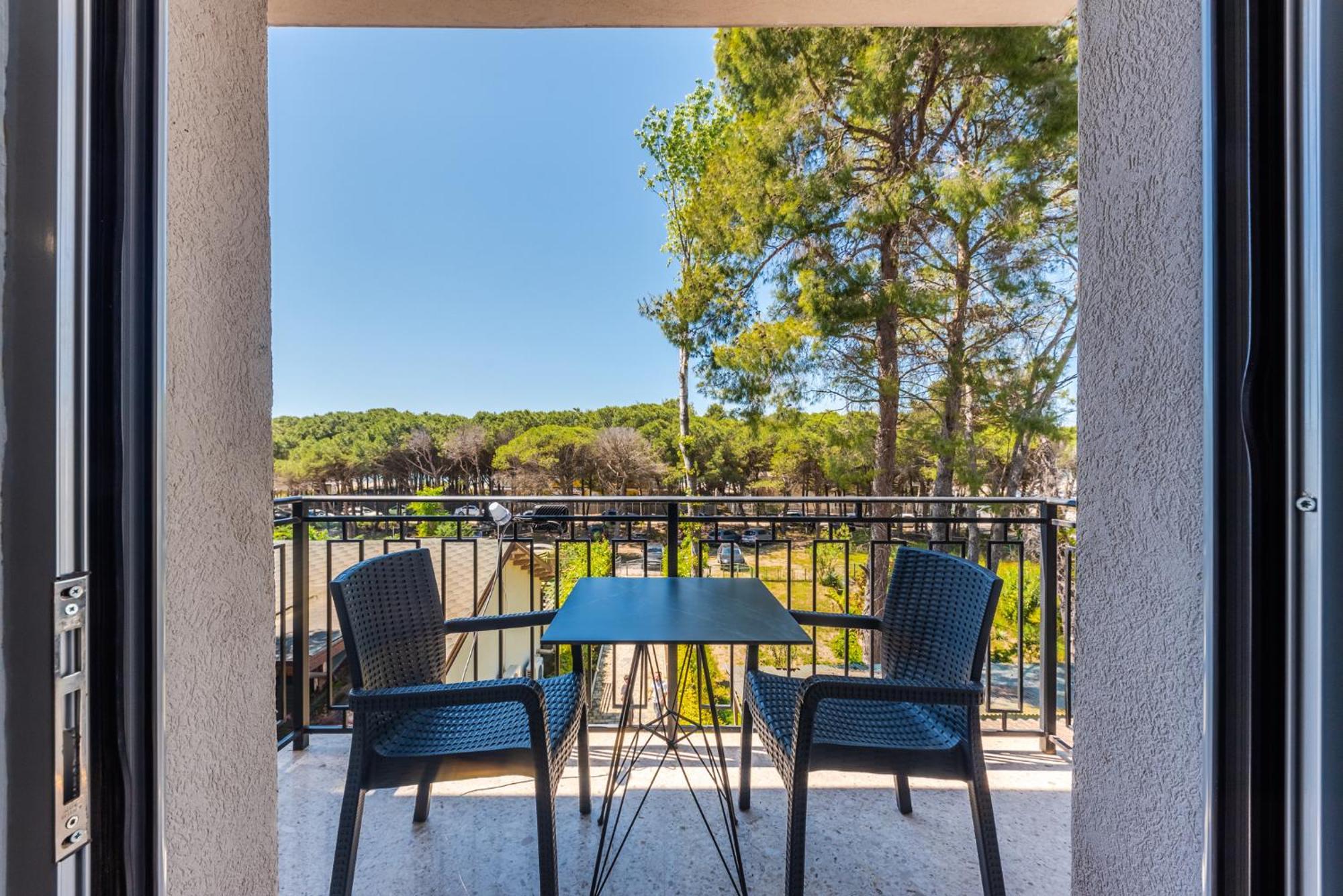 גולם Beni'S Villa Apartments By Ps מראה חיצוני תמונה