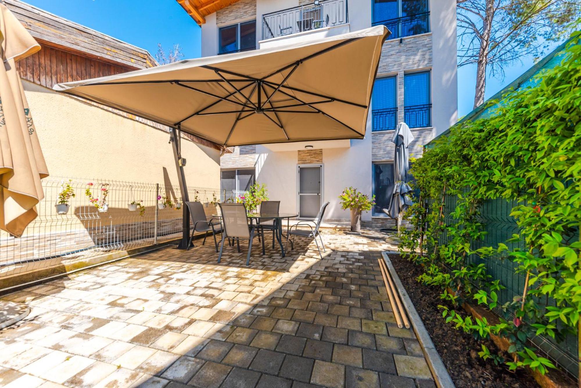 גולם Beni'S Villa Apartments By Ps מראה חיצוני תמונה